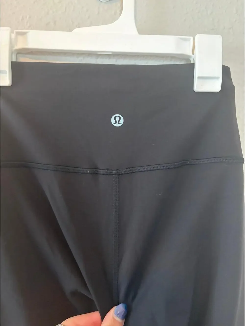 Lululemon Wunder Train High-Rise Tight 25in inseam Black size 4. Like new condit